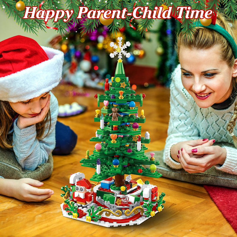 Christmas Tree Building Block Set with LED – 701 Pieces and 24-Day Calendar