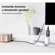 Adaptador receptor Bluetooth USB para computadoras de la marca 0004, conectado a un puerto USB en una computadora.
