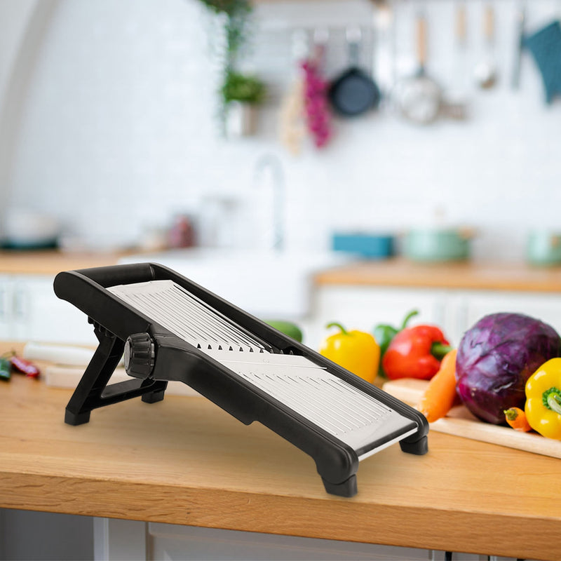 Kitchen Slicer and Grater – Multifunctional Mandoline with Peeler and Food Holder