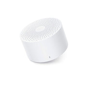 Alt text: Bocina Bluetooth Xiaomi Mi Compact Speaker 2 en color negro, con diseño compacto y botones de control visibles.