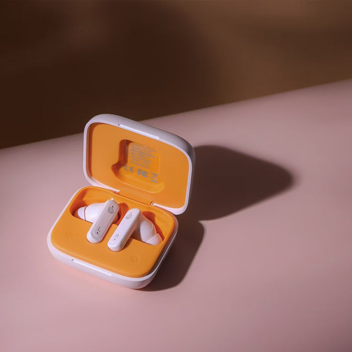 6 Unidades de Audífonos Inalámbricos con Pantalla Táctil Three Peaches ST3