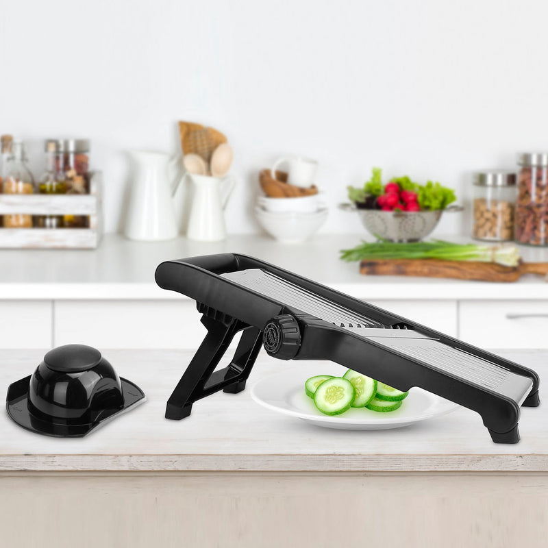 Kitchen Slicer and Grater – Multifunctional Mandoline with Peeler and Food Holder
