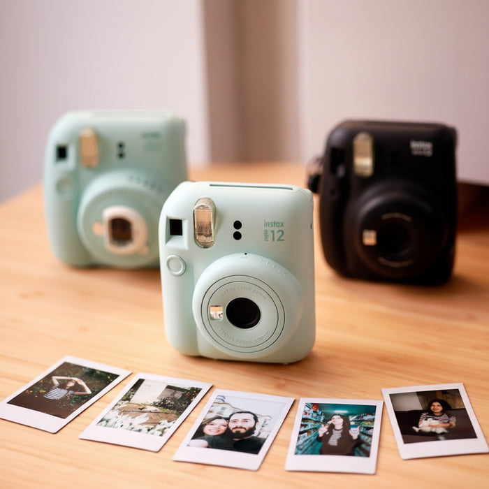 Cámara Instantánea Fujifilm Instax Mini 12
