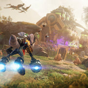 Videojuego Ratchet & Clank Rift Apart para PlayStation 5 en caja con ilustraciones del juego en la portada.