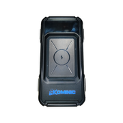 Batería portátil Kominic de 20000 mAh con puertos USB para cargar dispositivos electrónicos en movimiento.